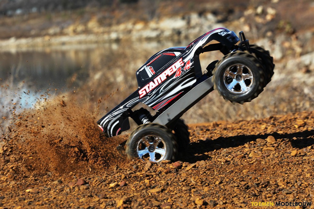 Traxxas Stampede 4x4 XL5 electro monster truck RTR 2.4Ghz