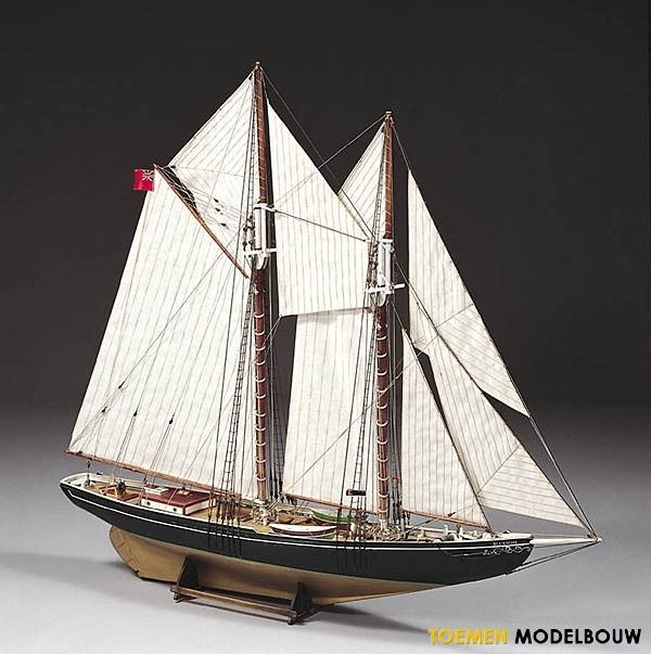 Billing boats - Bluenose - 1:65