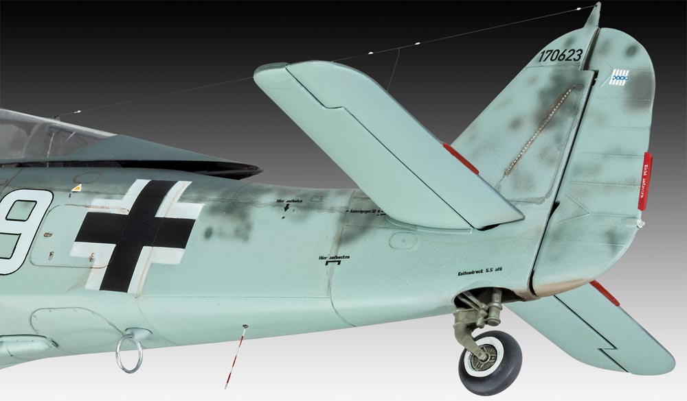 Revell Focke Wulf Fw 190 A-8 Nightfighter in 1:32 bouwpakket