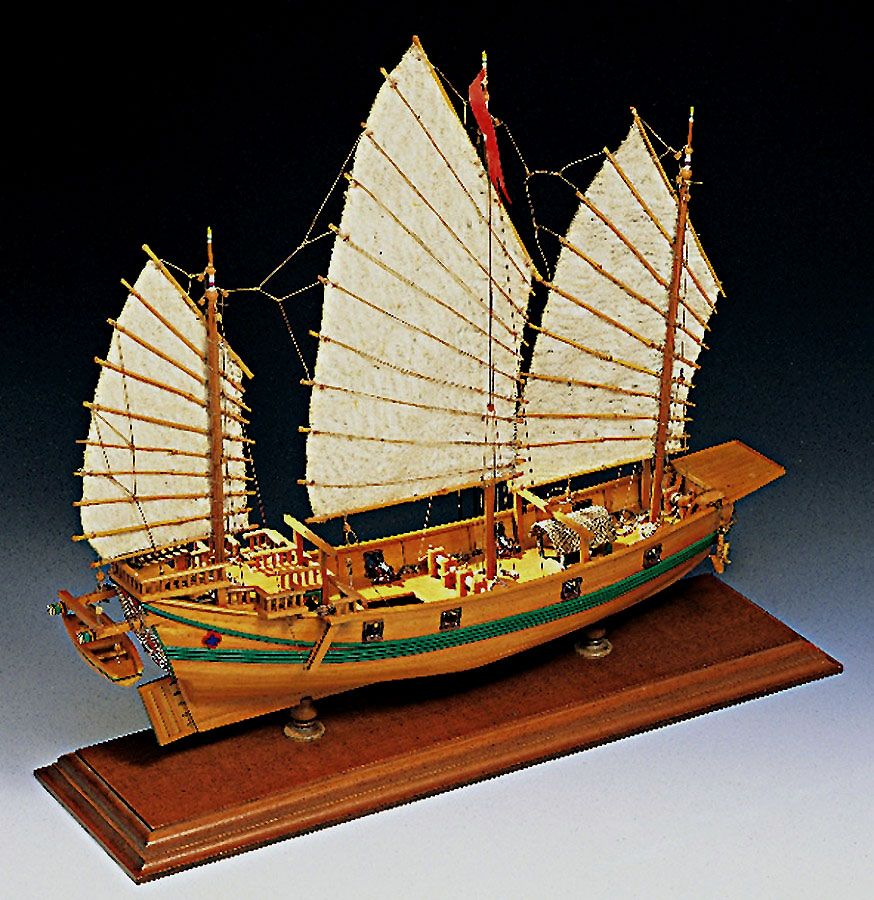 Amati Chinese Pirate Junk houten scheepsmodel 1:100