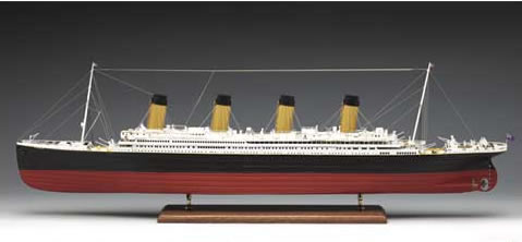 Amati Titanic houten scheepsmodel 1:250