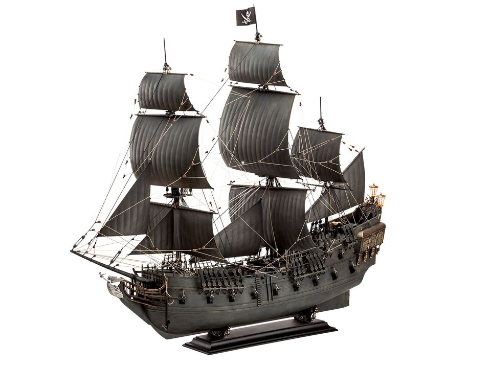 Revell Black Pearl - Limited Edition in 1:72 bouwpakket