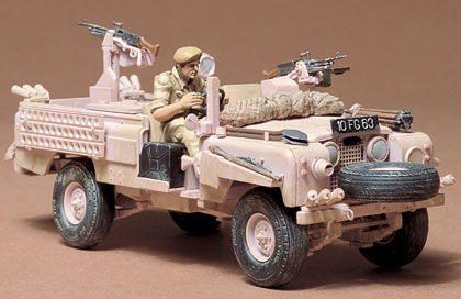 Tamiya British SAS Land Rover Kit Pink Panther - 1:35 bouwpakket