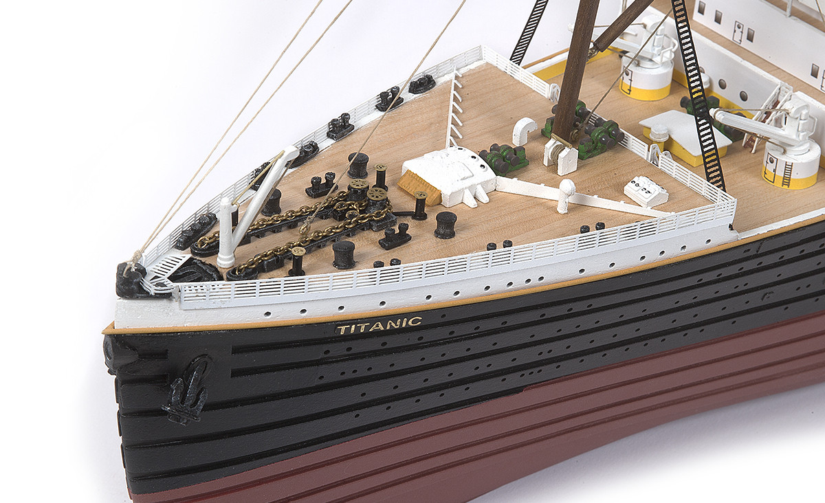 OcCre Titanic houten scheepsmodel 1:300