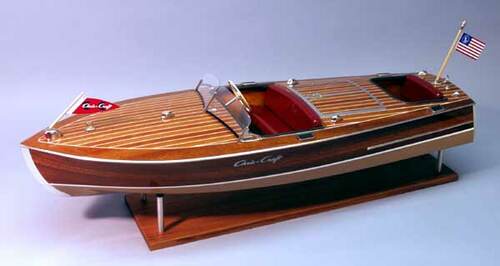 Dumas 1949 24' Chris Craft 19" Racing Runabout houten scheepsmodel 1:8