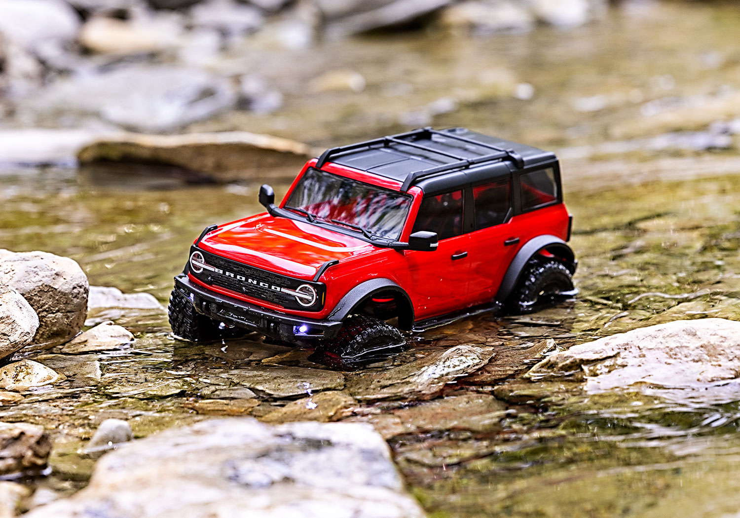 Traxxas TRX-4M 1/18 Scale and Trail Crawler Ford Bronco 4WD Electric Truck - Rood