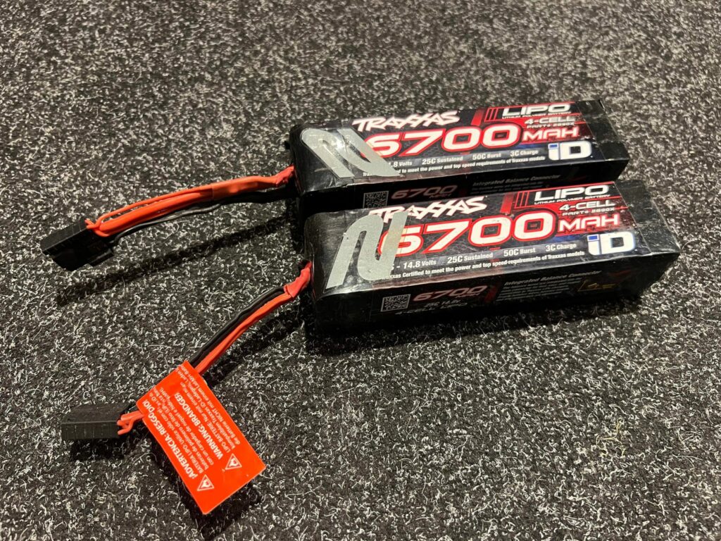 2x traxxas 6700mah 14.8v 4 cell 25c 50c batterijen met garantie!