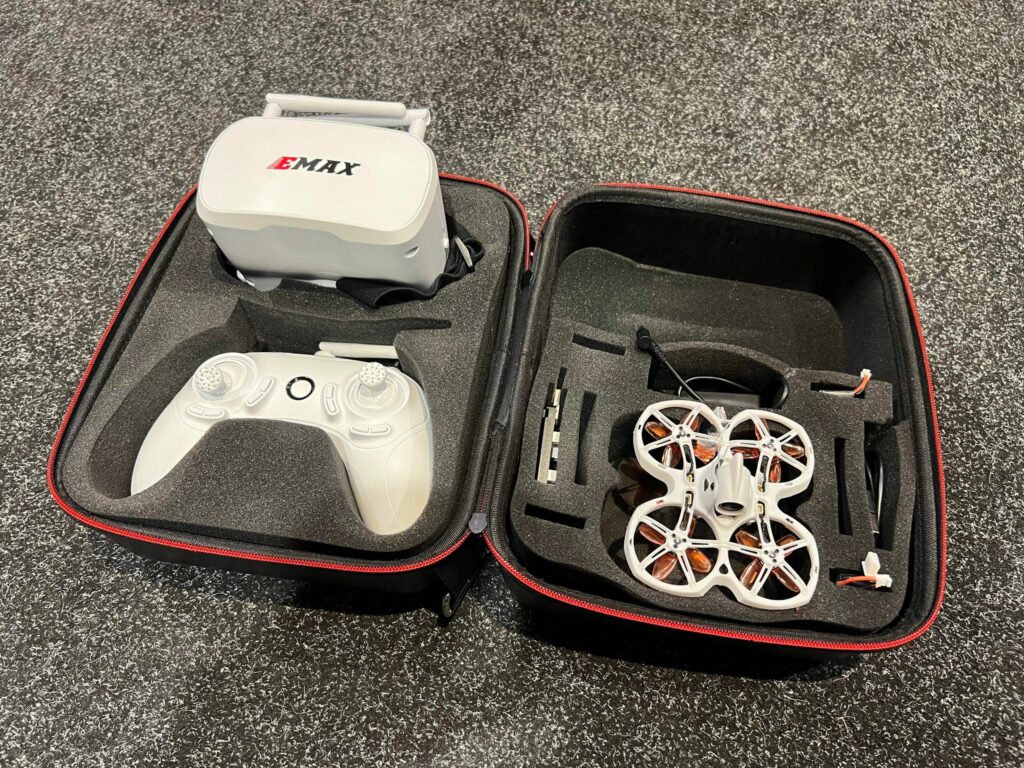 complete mini fpv drone met bril en zender (accu en lader) in een prima staat!