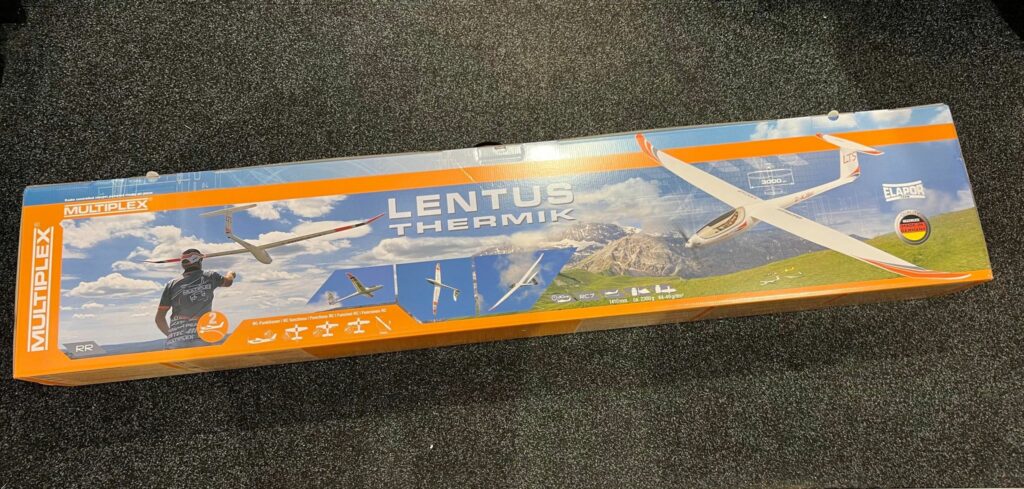 multiplex lentus thermik 300cm zwever met motor, regelaar, servo's (helemaal nieuw in doos)!