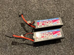 2x trc 5400mah 4s lipo batterijen met traxxas stekker!