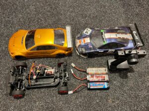 kyosho onroad 4wd rc auto compleet met 2x body (leuk als hobby project of beginners auto)!