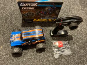 latrax teton 1/18 4wd monster truck brushed rtr 2.4ghz blauw (versie 2020) – inclusief power pack echt als nieuw!