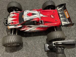 hpi trophy truggy 1/8 flux brushless 4wd rtr 2.4ghz in een nette staat!