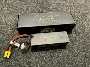 1x gens ace bashing series 8000mah 14.8v 100c 4s1p lipo batterij ec5 stekker (gebruikt maar in orde)!