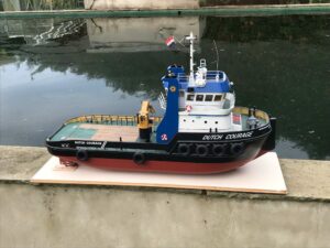mountfleet models dutch courage kunststof/houten rc scheepsmodel 1:32