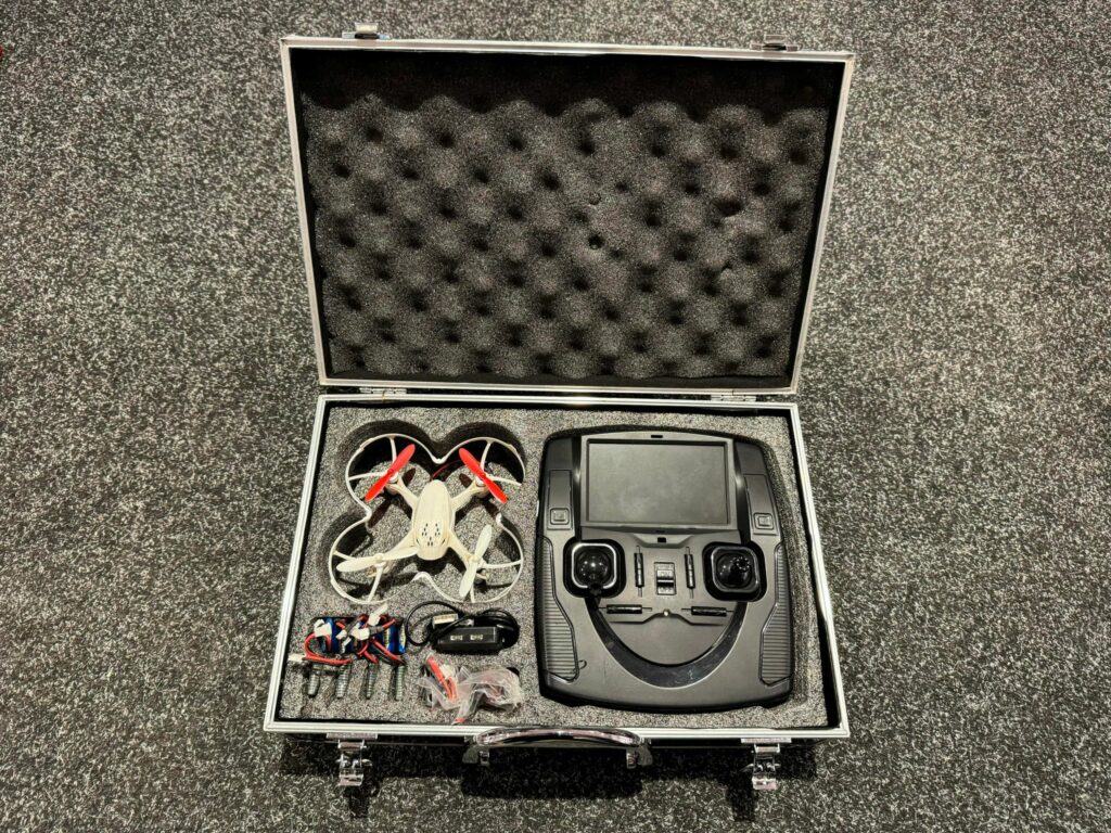 hubsan x4 mini fpv drone in een koffer met 10x accu en fpv zender!