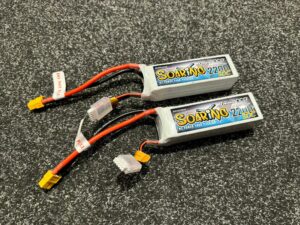 2x gens ace soaring 2200mah 14.8v 30c 4s1p lipo batterij – xt60 stekker (als nieuw)!