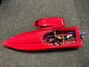 traxxas spartan brushless rc boot met rc boat bitz onderdelen (leuk als project / geen garantie)!