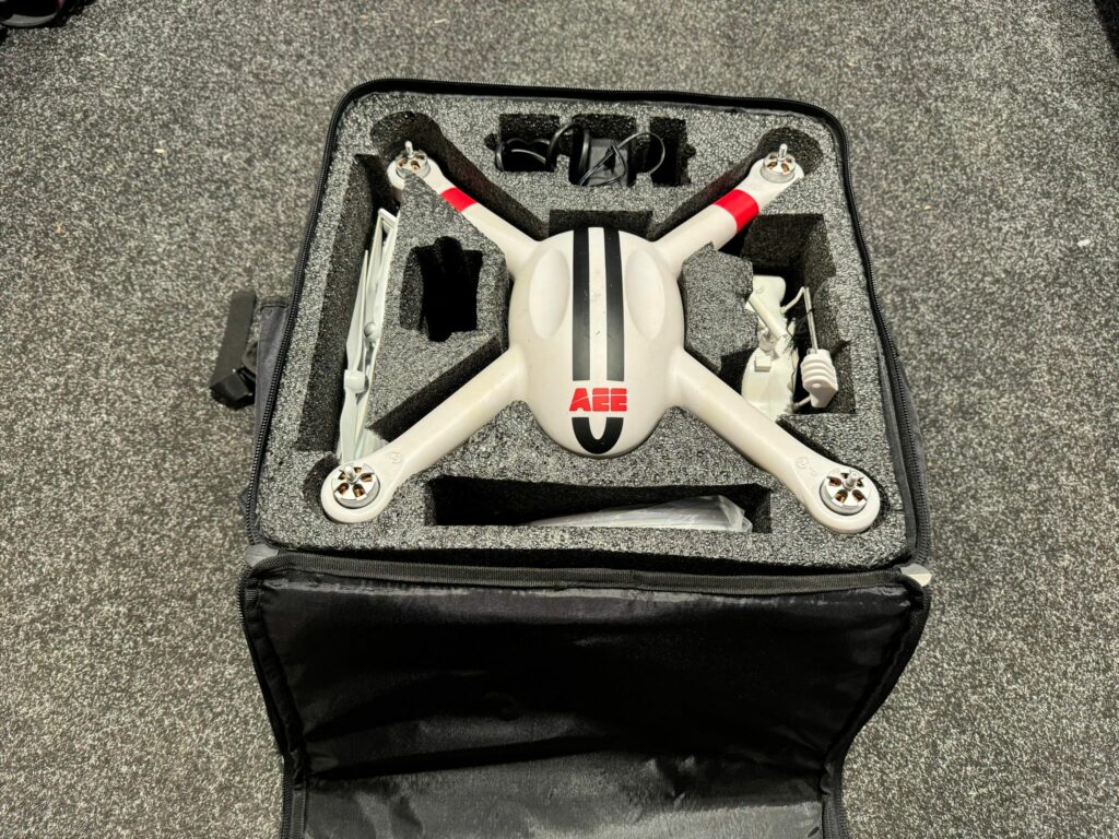 aee drone (leuk voor de hobbyist / geen garantie)!