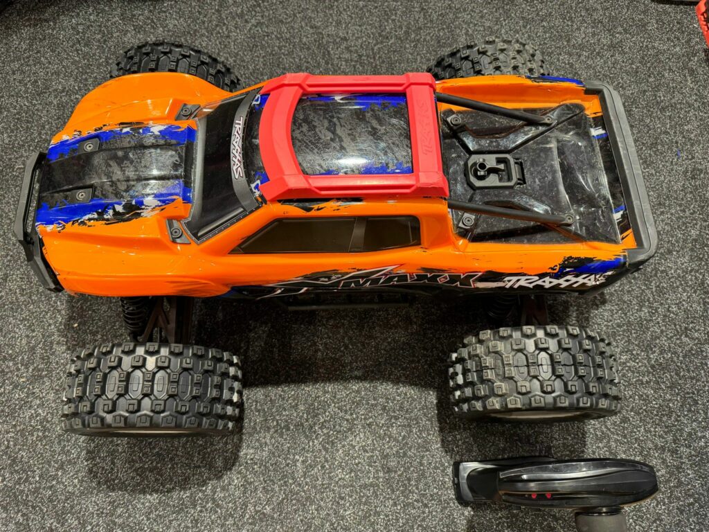 traxxas x maxx 8s brushless monster truck rtr met hobbywing max5 en 1100kv motor met proline badlands banden en speciale tandwielen en motor mount!