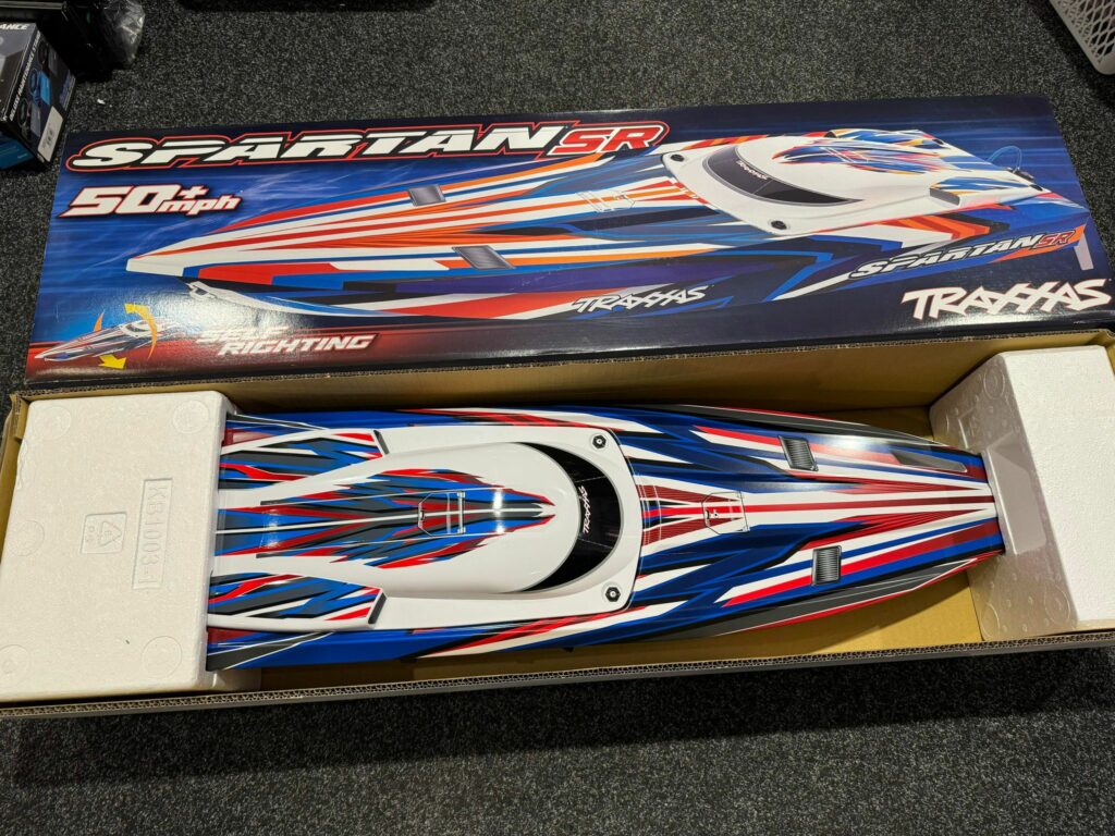 traxxas spartan sr 36 vxl brushless boot rtr rood (80km/h) (slechts 1 keer gevaren echt als nieuw)!