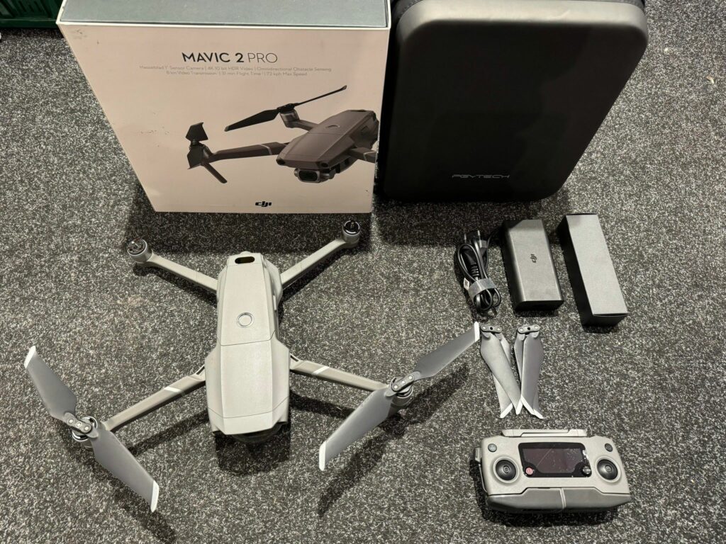 dji mavic 2 pro compleet geleverd met pgytech tas/koffer in een top staat met garantie!