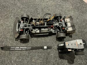 arrma vendetta chassis (niet compleet / werking onbekend / leuk als hobby project)!