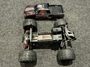 traxxas stampede 2wd chassis met body (gebruikt)!