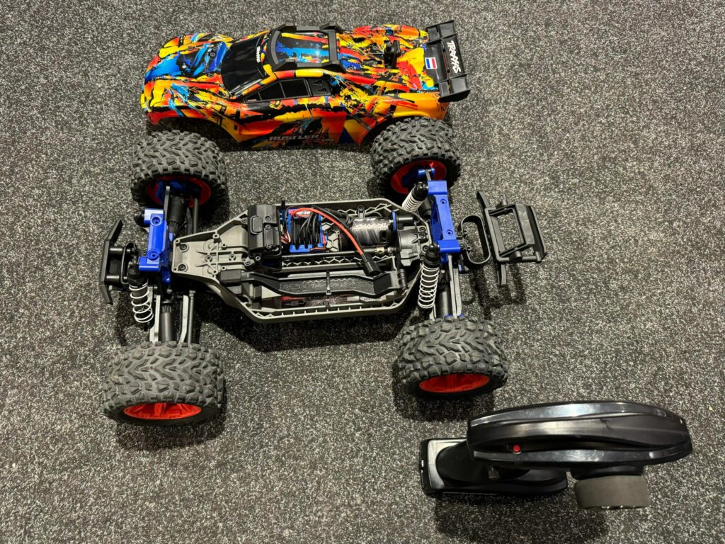 traxxas rustler 4x4 bl2 s brushless 1/10 stadium truck in een goede staat!