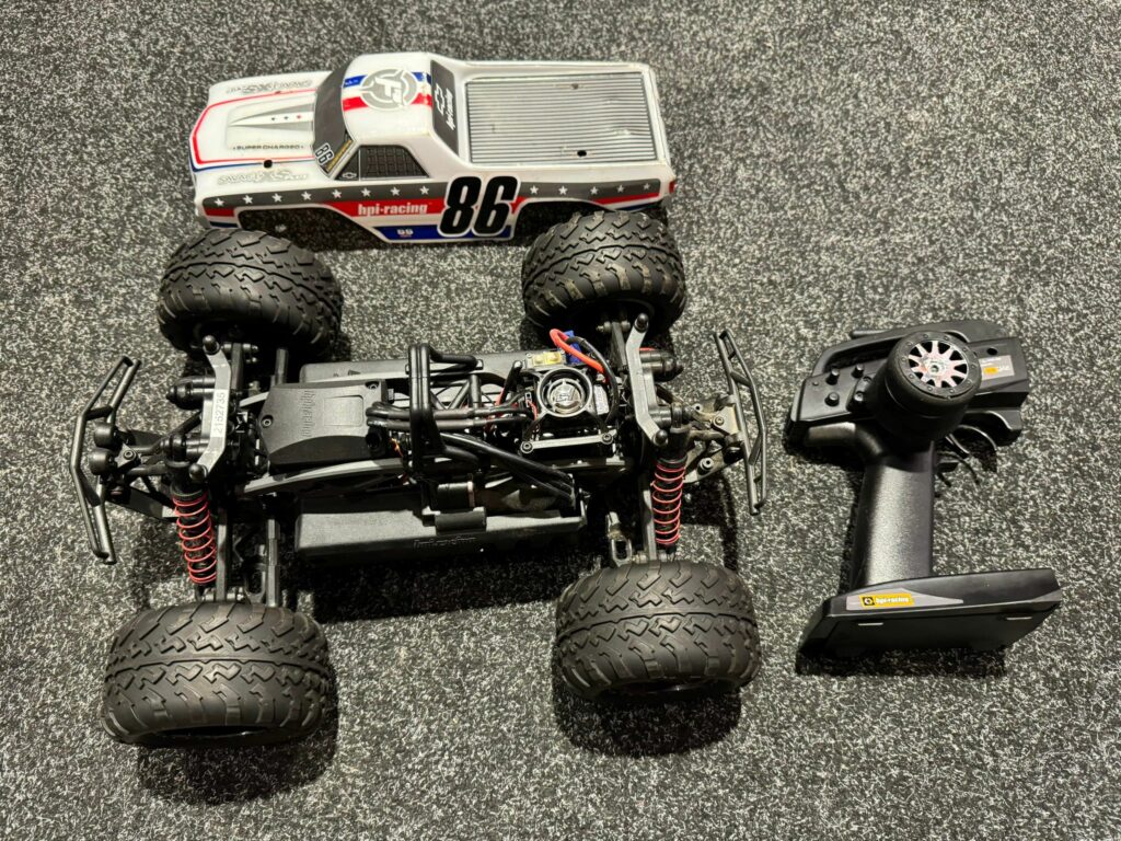 hpi savage xs flux chevrolet el camino ss brushless monster truck rtr 2.4ghz (105 km/h) in een prima staat met garantie!