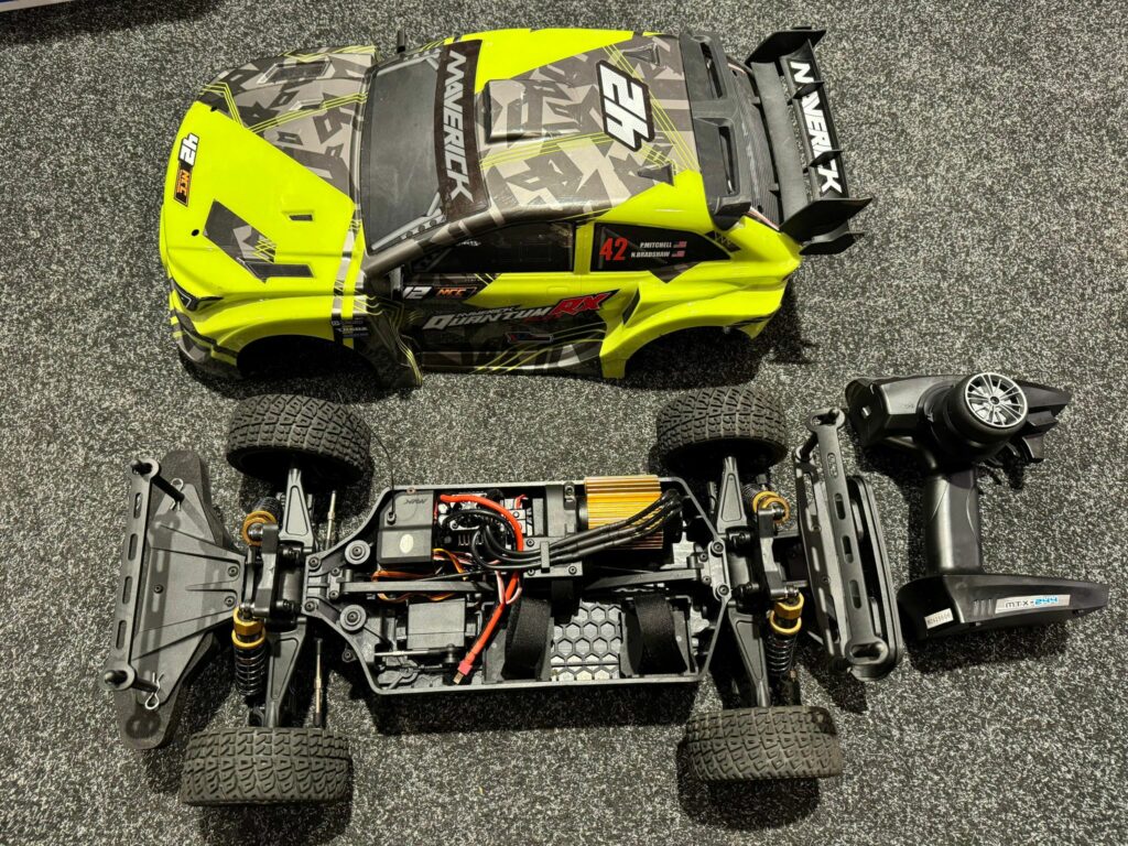 maverick quantum rx flux 1/8 4wd brushless rally car rtr geel in een nieuwstaat!