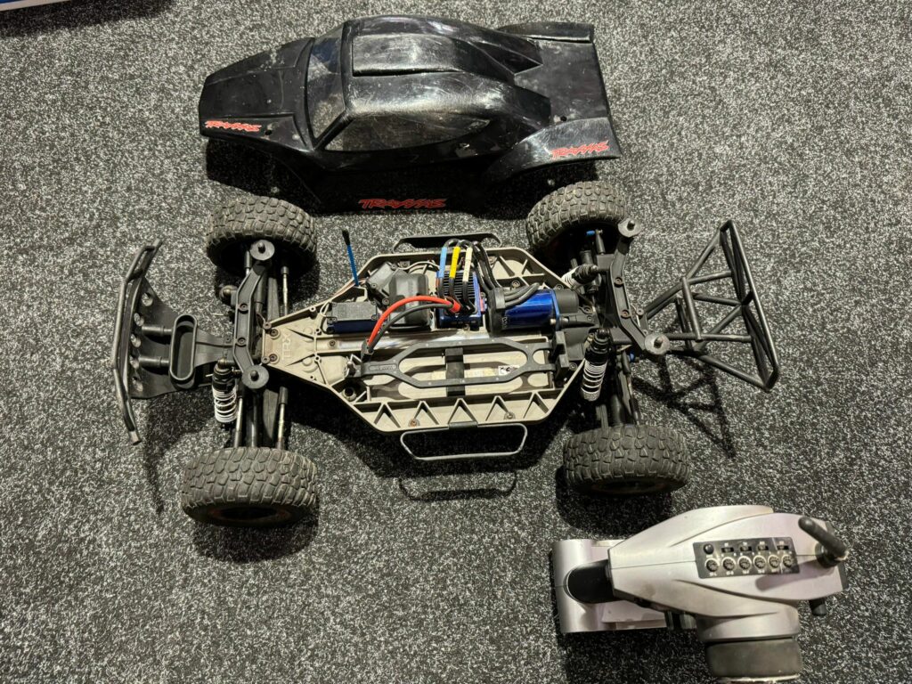 traxxas slash 4x4 vxl brushless short course truck met spektrum dx3 zender!