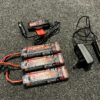 3x traxxas 3000mah 8.4v nimh batterijen met 12 volt lader en 220 volt lader in een prima staat!