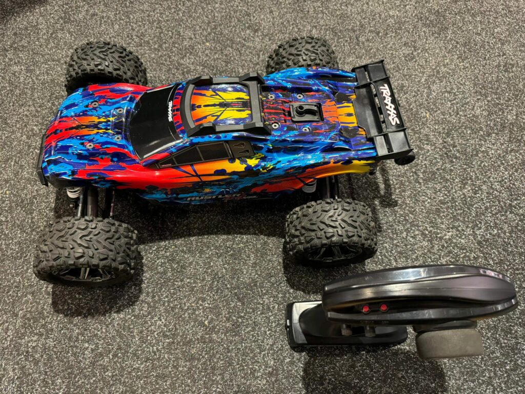 traxxas rustler 4x4 vxl brushless stadium truck rtr tsm 2.4ghz met traxxas coolingfan met rvs schroevenset echt in een top staat!