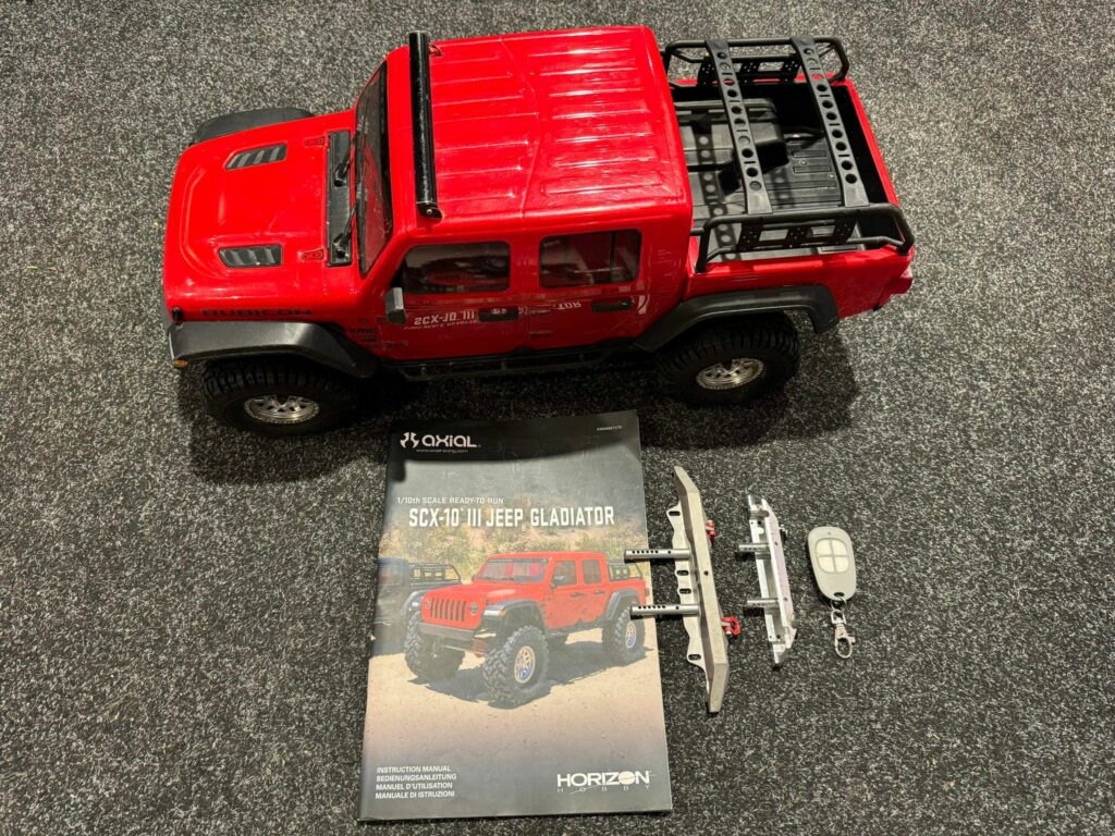 axial 1/10 scx10 iii jeep jt gladiator with portals rtr rood (zonder zender en ontvanger)!