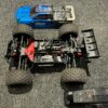 arrma granite 1/10 brushless monster truck rtr in de kleur blauw!