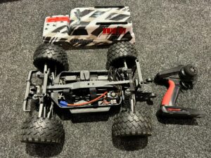 kyosho mad wagon ve 3s 4wd 1/10 rtr in een prima staat!