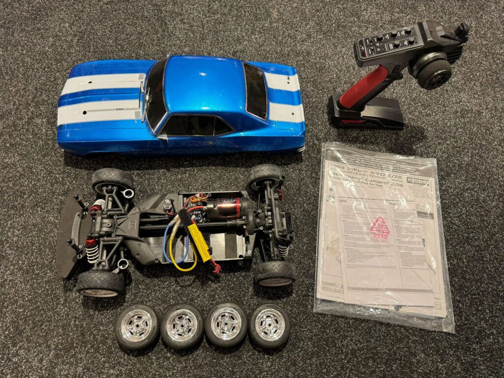 kyosho fazer chevy camaro z28 1969 onroaad met 2e set banden echt als nieuw!