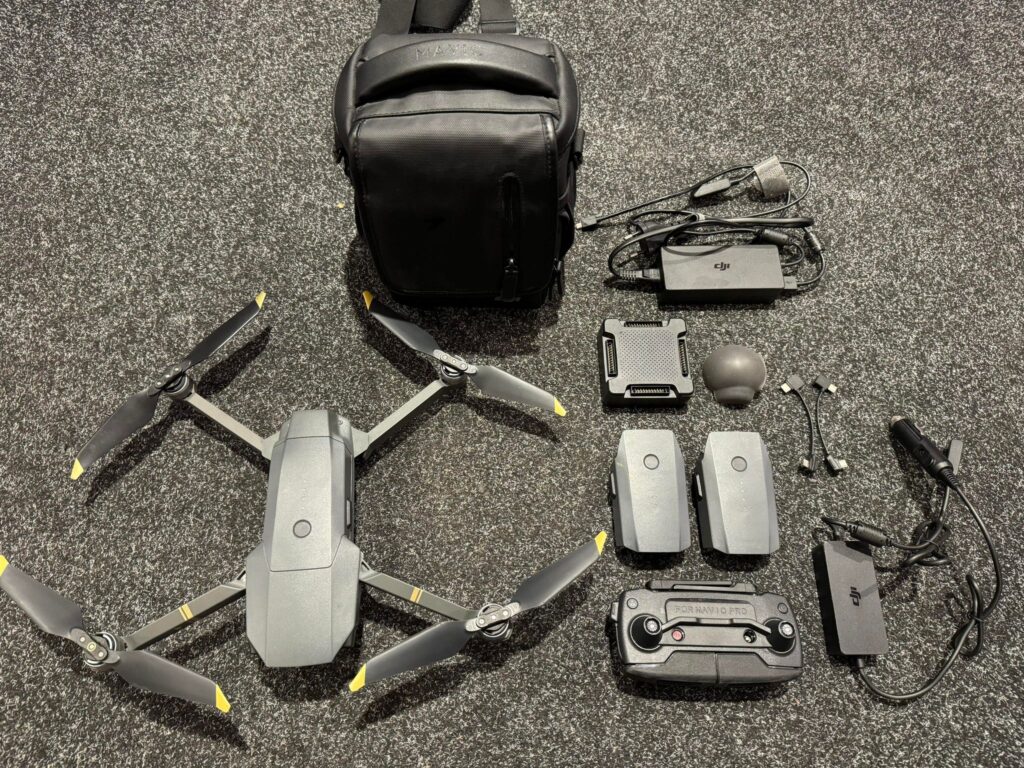 dji mavic 1 pro fly more combo compleet geleverd in een mooie staat!