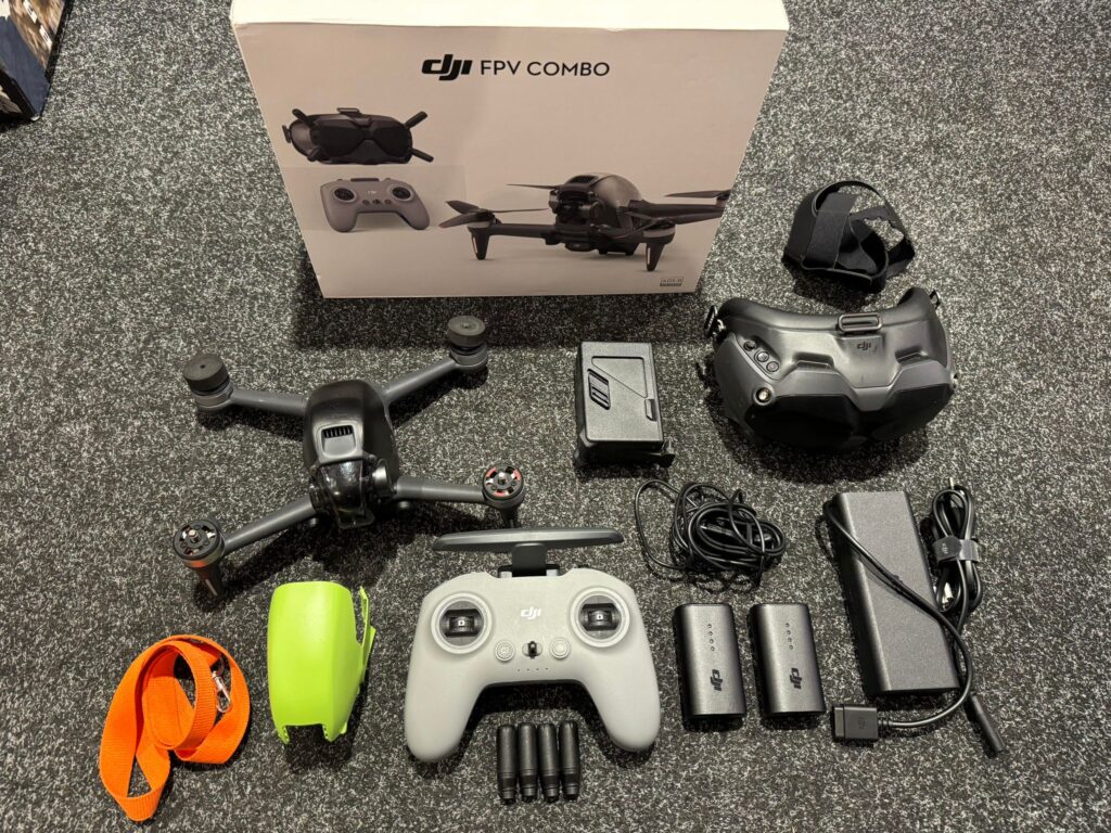 dji fpv combo helemaal compleet geleverd in een goede staat met 1 jaar garantie!