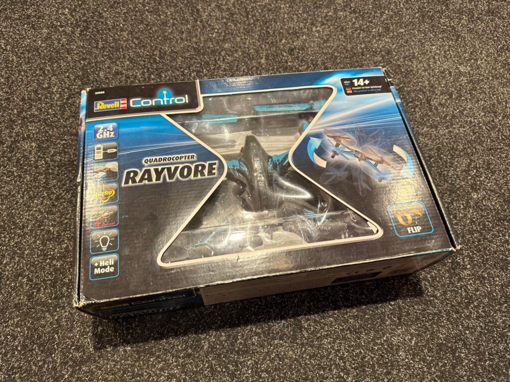 revell rayvore quadcopter drone in het blauw (gebruikt)!