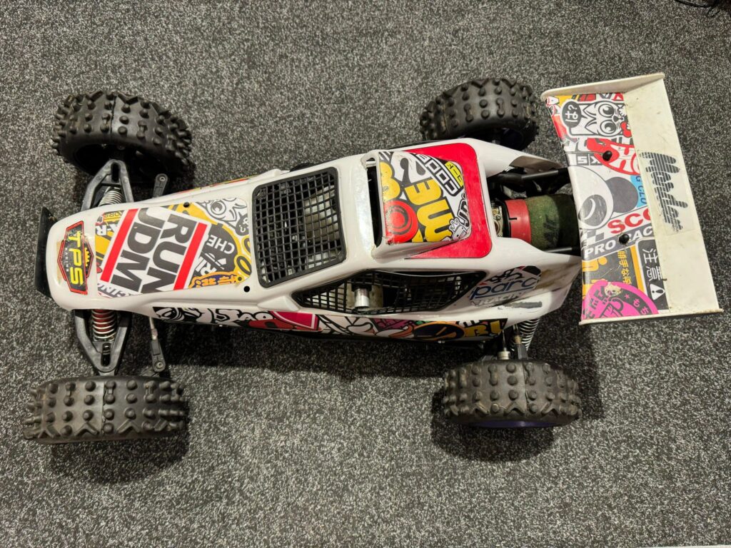 fg marder 2 takt brandstof rc auto (leuk voor de hobbyist / geen garantie / heeft een tijdje stil gestaan)!