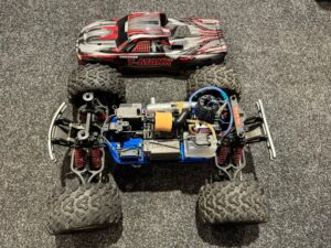 traxxas t maxx 3.3 nitro monster truck (leuk voor de hobbyist / geen garantie / heeft een tijdje stil gestaan)!