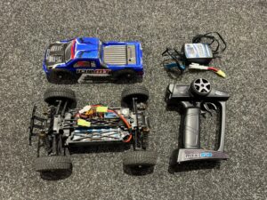 maverick rc ion mt 1/18 truck rtr compleet met accu en lader (gebruikt)