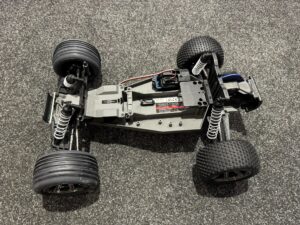 showroom opruiming (helemaal nieuw) – traxxas rustler 2wd chassis!