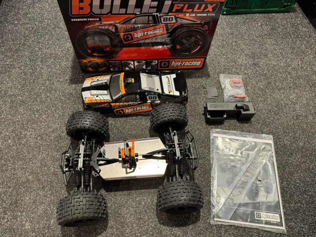 hpi bullet st flux 4wd 1/10 brushless truggy rtr chassis helemaal nieuw (2)!