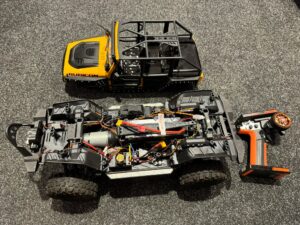 df models rubicon 1/10 crawler rtr met gens ace 5500mah lipo accu (heeft wat aandacht nodig / aandrijfprobleem)!