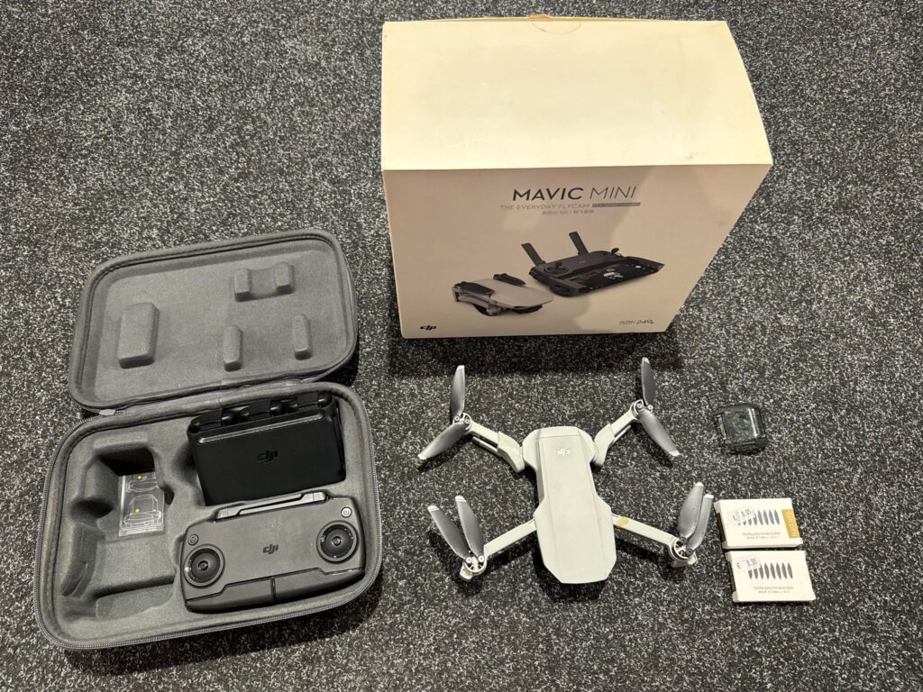 dji mini 1 fly more combo compleet geleverd (1x pootje gelijmd maar vliegt gewoon)!