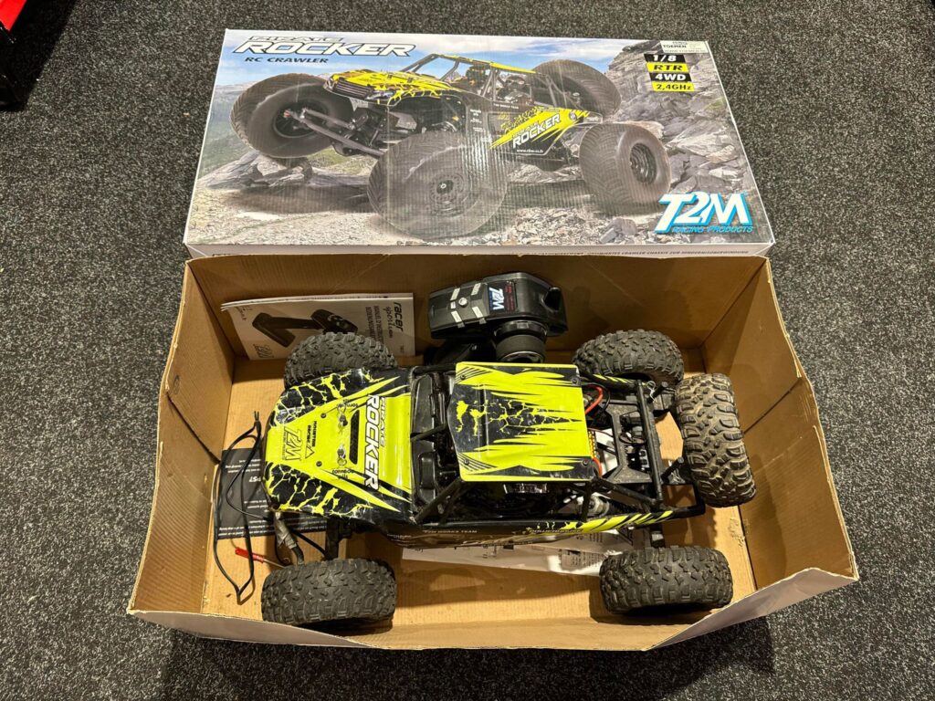 t2m rock racer 1/10 rc crawler compleet geleverd (midden diff defect / leuk voor de hobbyist)!