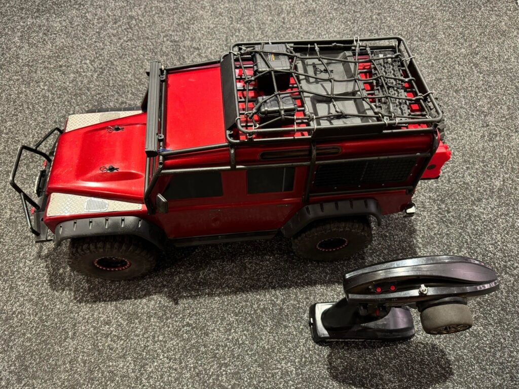 traxxas trx 4 defender crawler rtr + hobbywing fusion + aluminium velgen + 35kg servo + led verlichting in